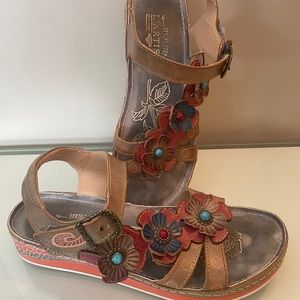 Spring Step L’Artiste Leather Floral Adjustable Ankle Strap Sandals Size 10 EU40